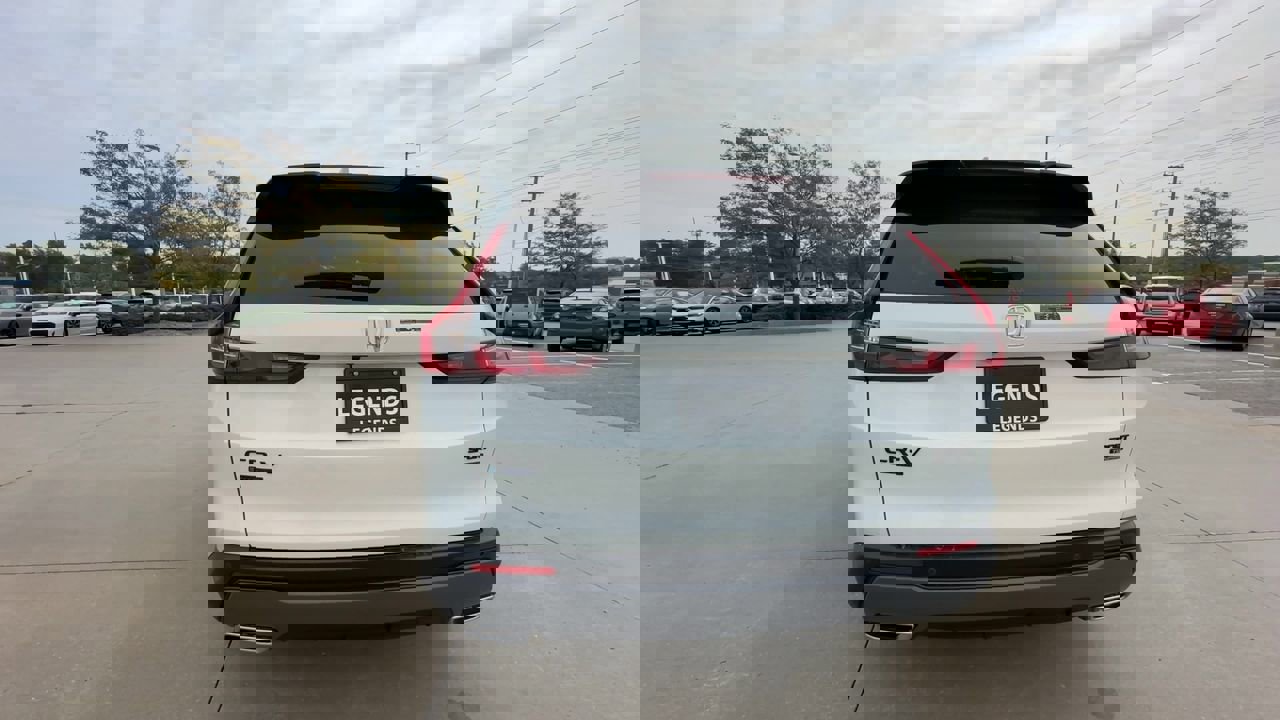 2026 Honda CR-V Hybrid Sport Touring photo 6