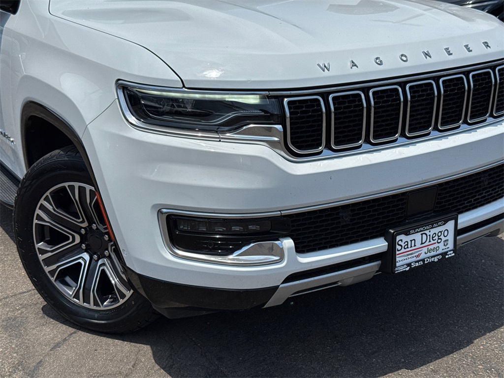 2023 Jeep Wagoneer L Series II photo 3