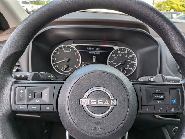 2022 Nissan Rogue SV photo 21