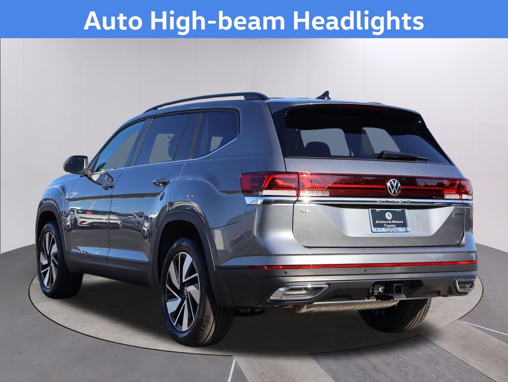 2025 Volkswagen Atlas SE Technology photo 6