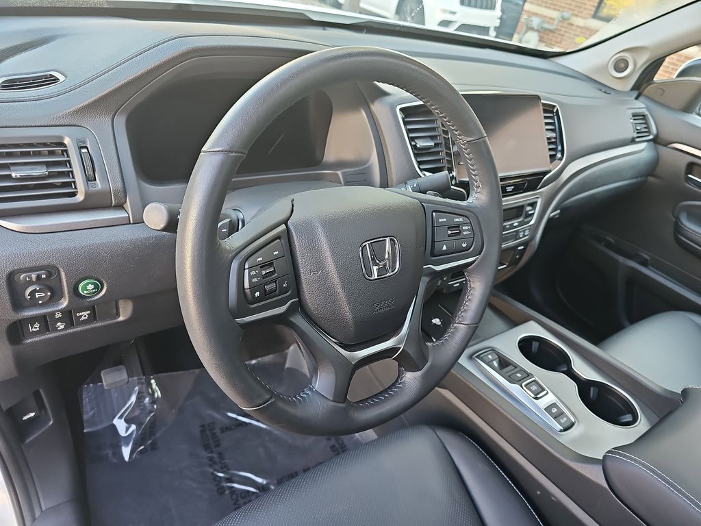 2024 Honda Ridgeline RTL photo 13
