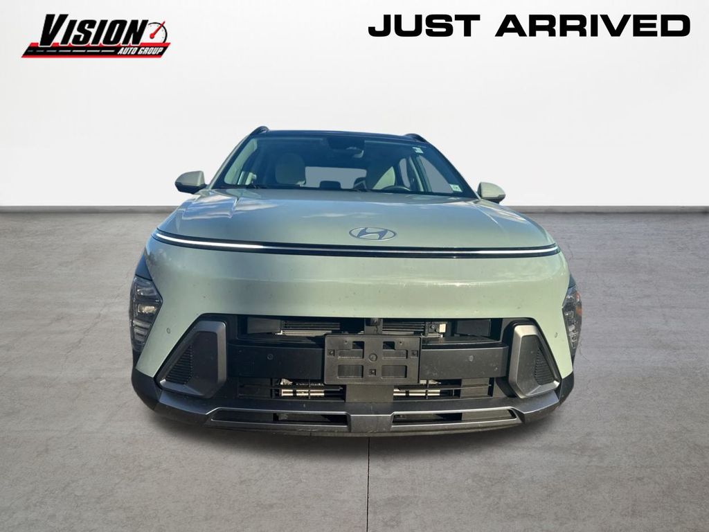 2024 Hyundai Kona Limited photo 2