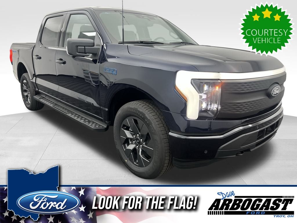 2025 Ford F-150 Lightning Flash's photo