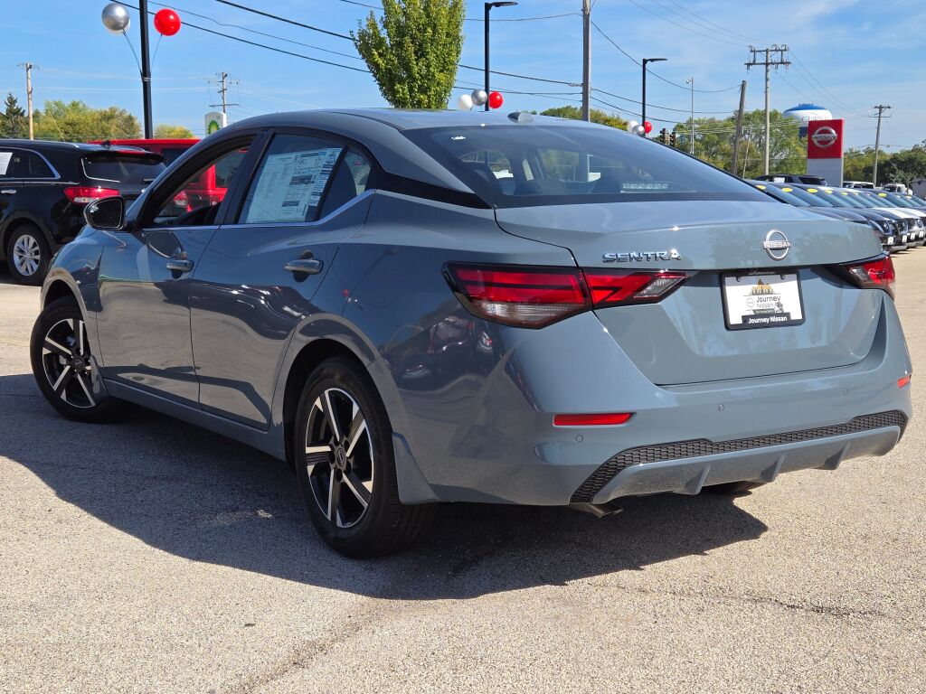 2025 Nissan Sentra SV photo 10