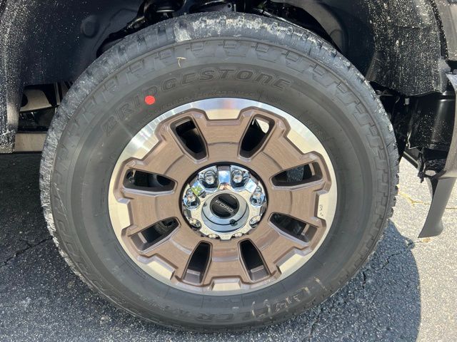 2025 Ford F-350 King Ranch photo 13