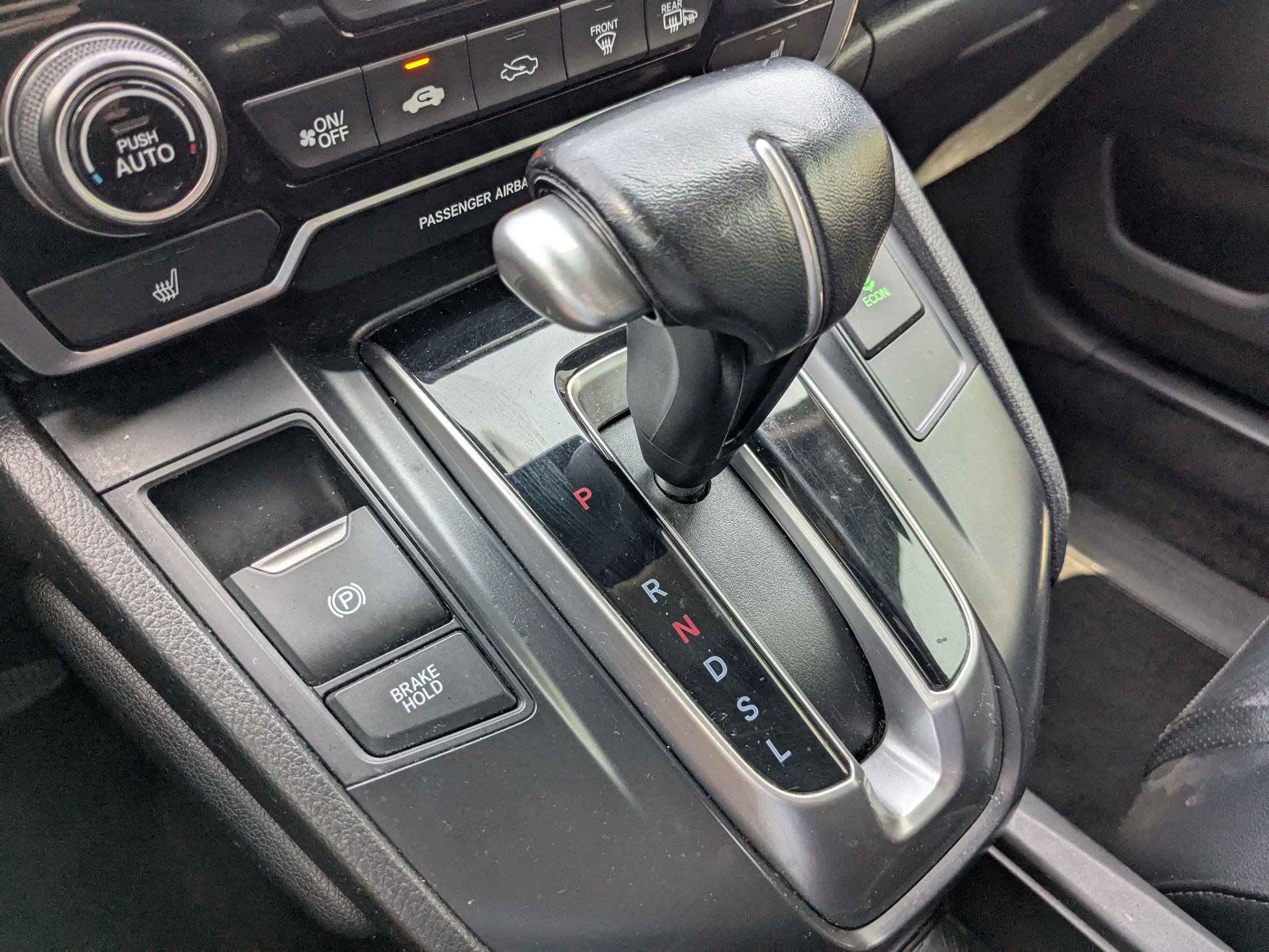 2018 Honda CR-V Touring photo 23