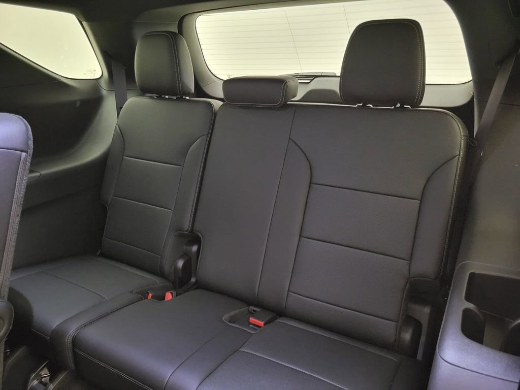2025 Chevrolet Traverse photo 41