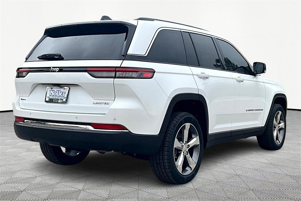 Used 2022 Jeep Grand Cherokee Limited with VIN 1C4RJHBGXN8610395 for sale in Kansas City