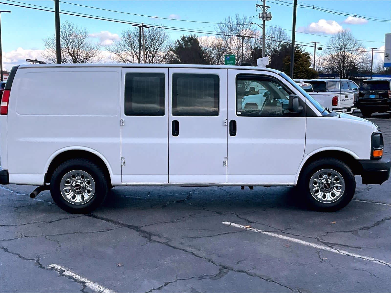 2013 GMC Savana Cargo Base