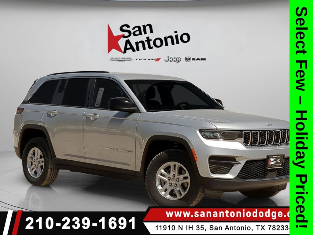 2025 Jeep Grand Cherokee Laredo's photo