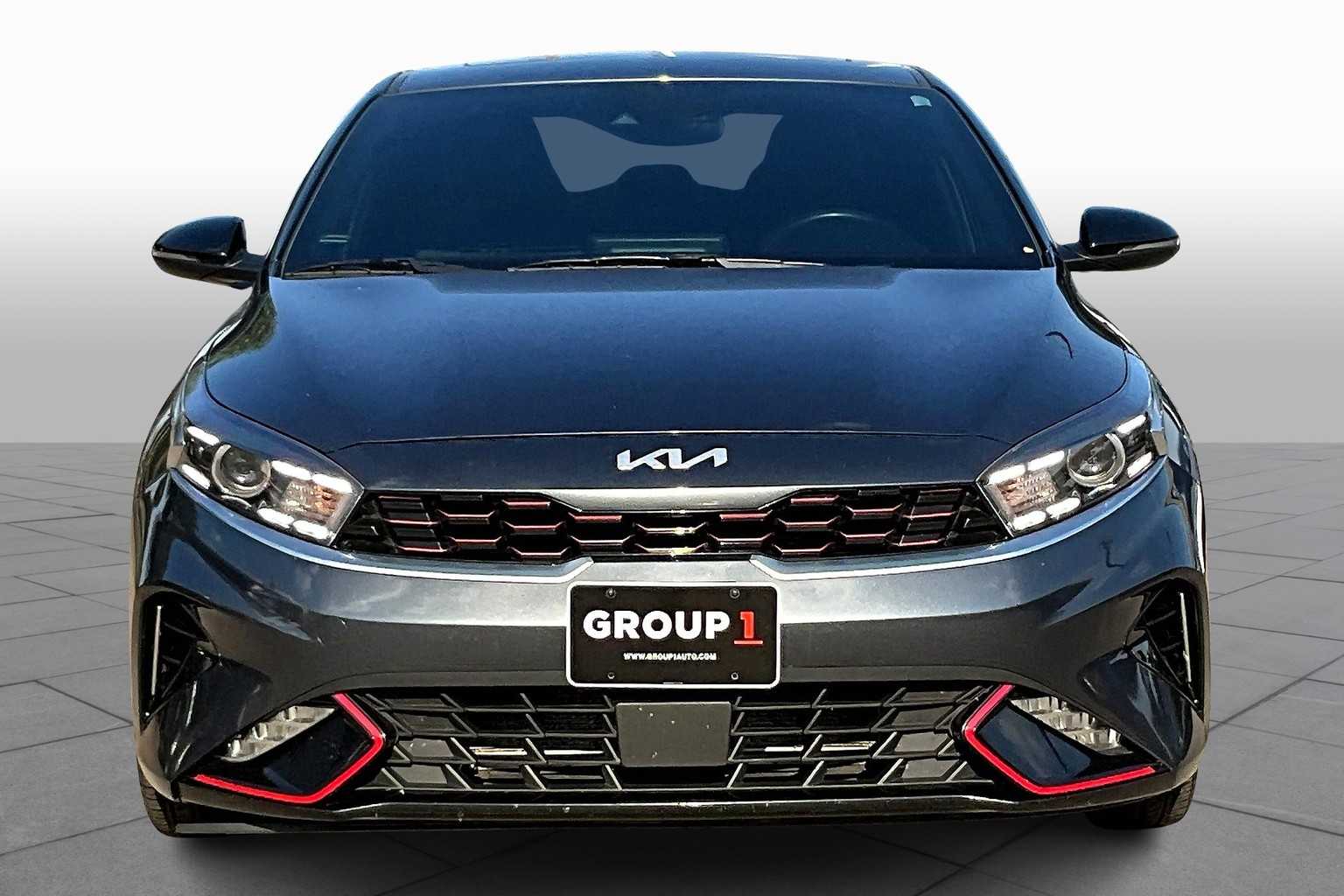 2023 Kia Forte GT-Line photo 3