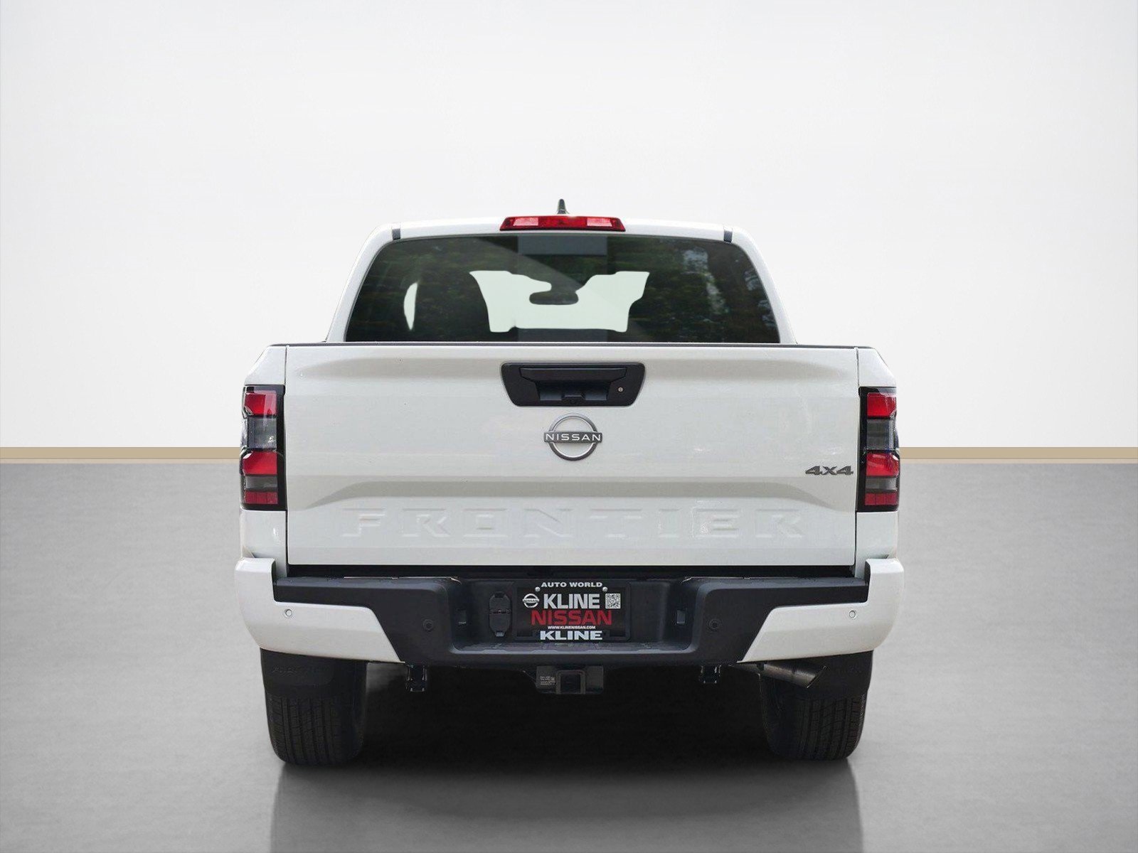 2025 Nissan Frontier SV photo 3