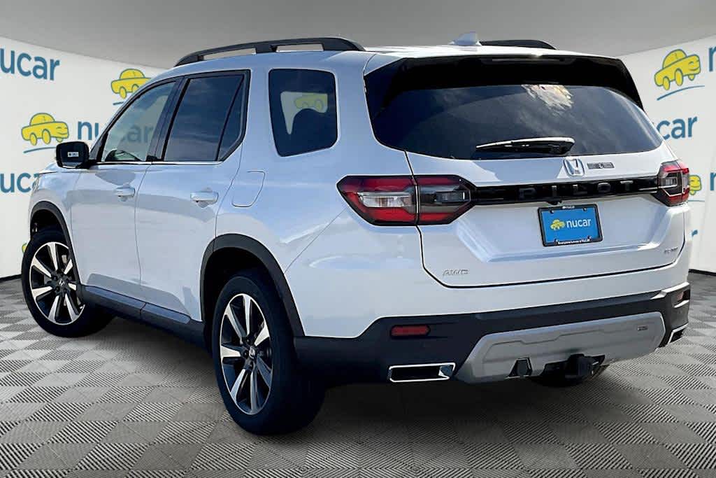 2025 Honda Pilot Elite photo 4