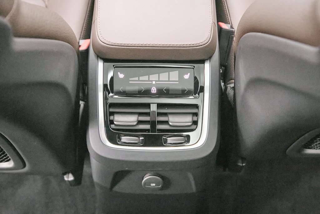 2024 VOLVO XC90 - Image 25