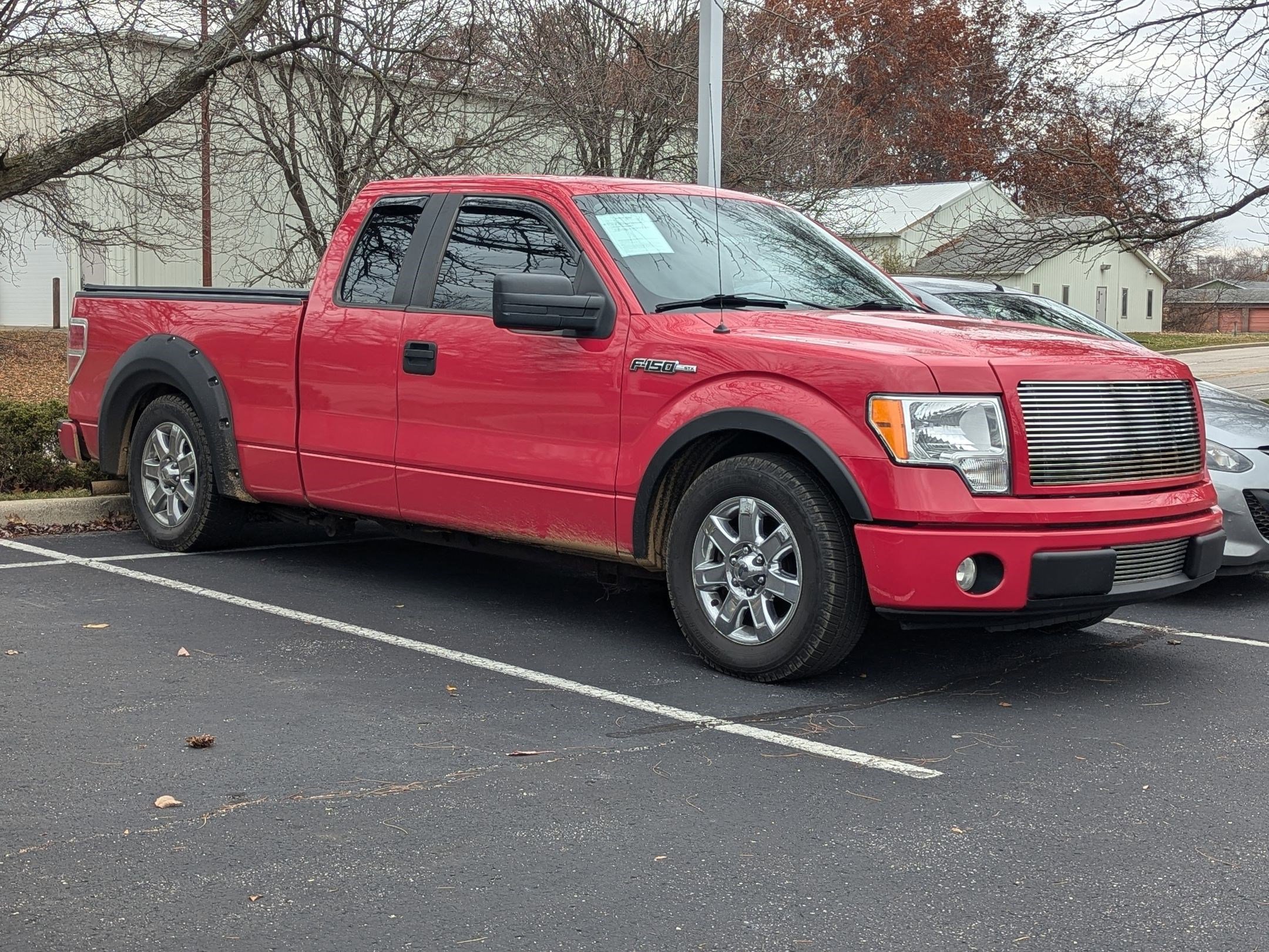 2010 Ford F-150 STX photo 4