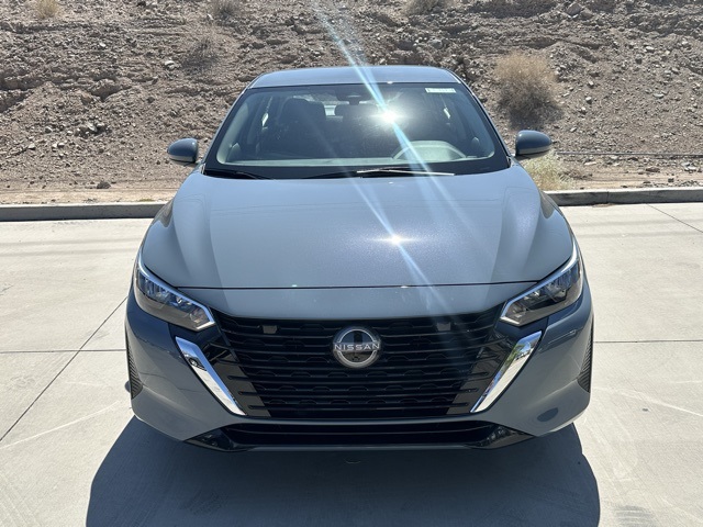 2025 Nissan Sentra SV photo 2