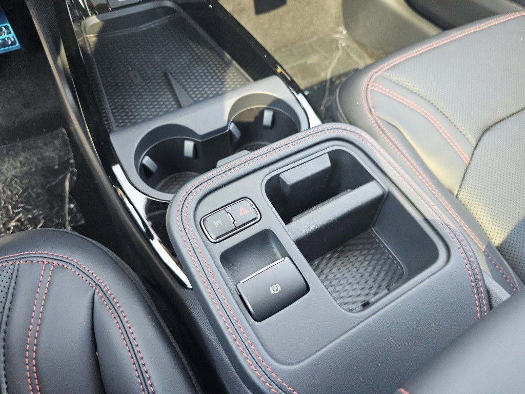 2025 Ford Mustang Mach-E Premium photo 26