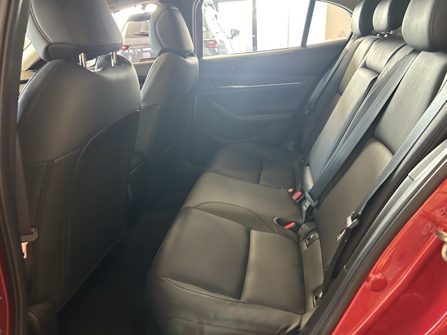 2025 Mazda Mazda3 2.5 s Preferred photo 21