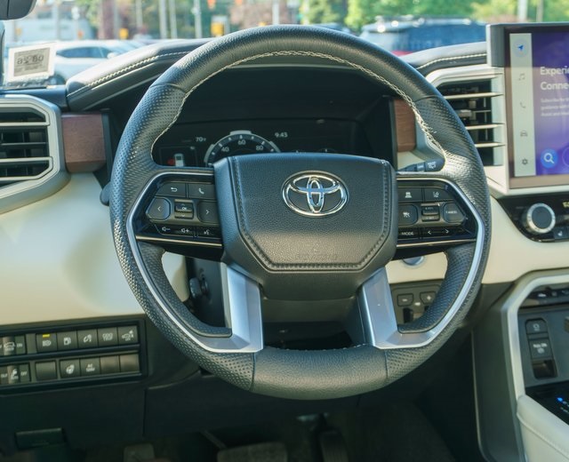 2023 Toyota Sequoia Capstone photo 11