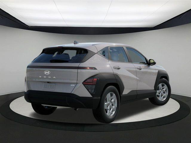 2026 Hyundai Kona SE photo 4