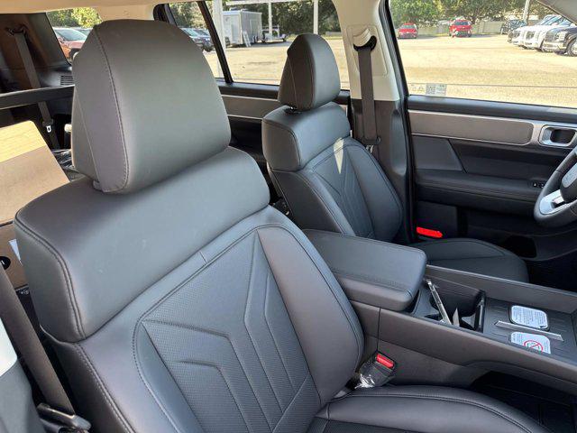 2026 Hyundai Santa Fe SEL photo 13