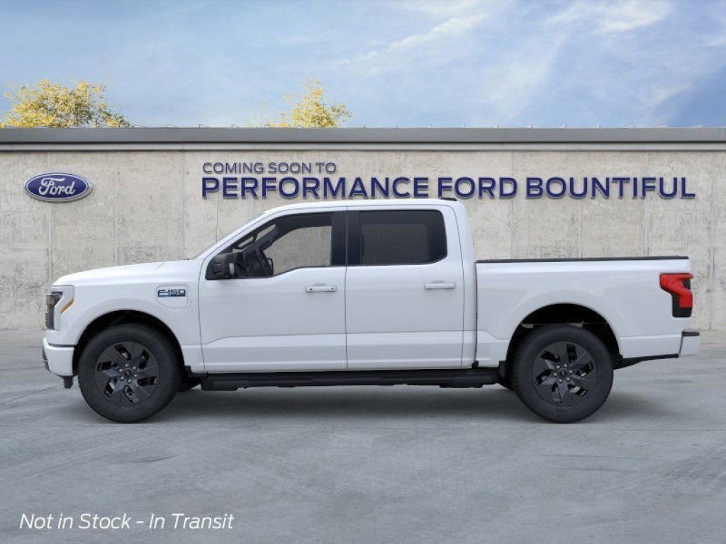2025 Ford F-150 Lightning photo 3