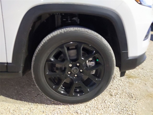 2026 Jeep Compass Latitude photo 28