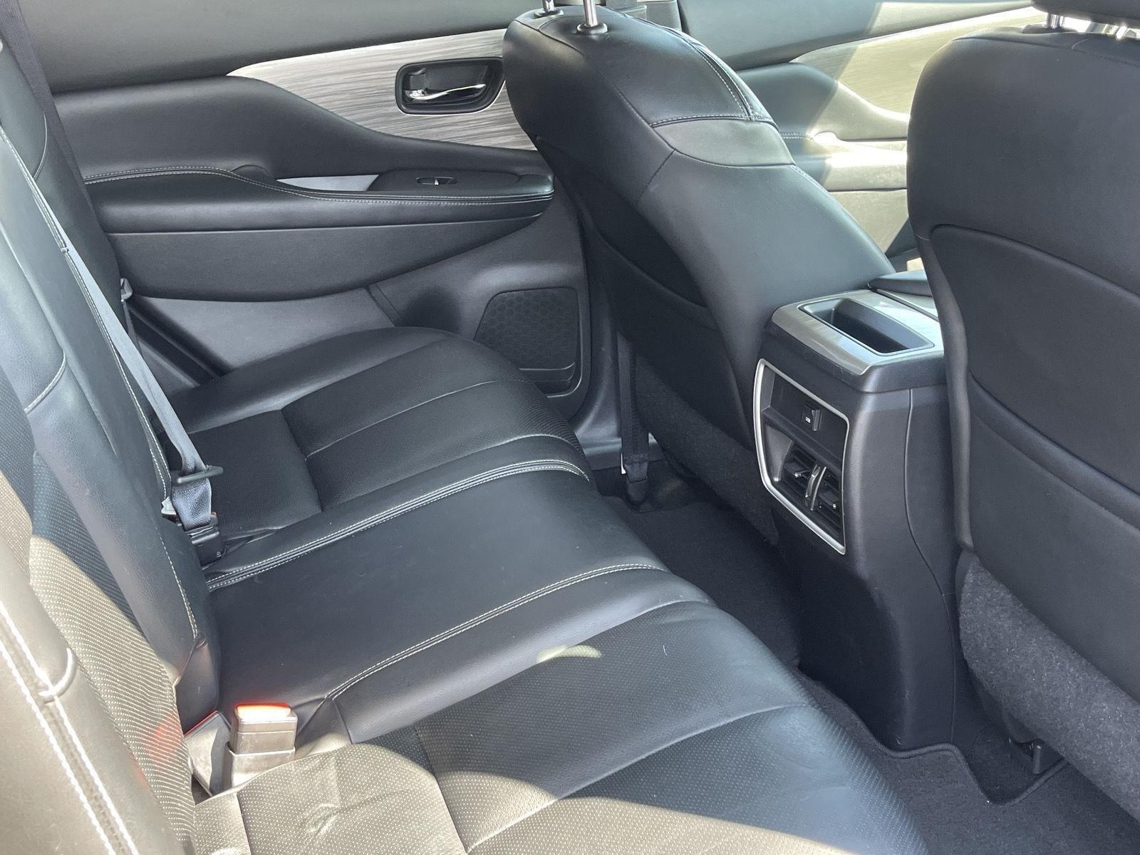2016 Nissan Murano SL photo 18