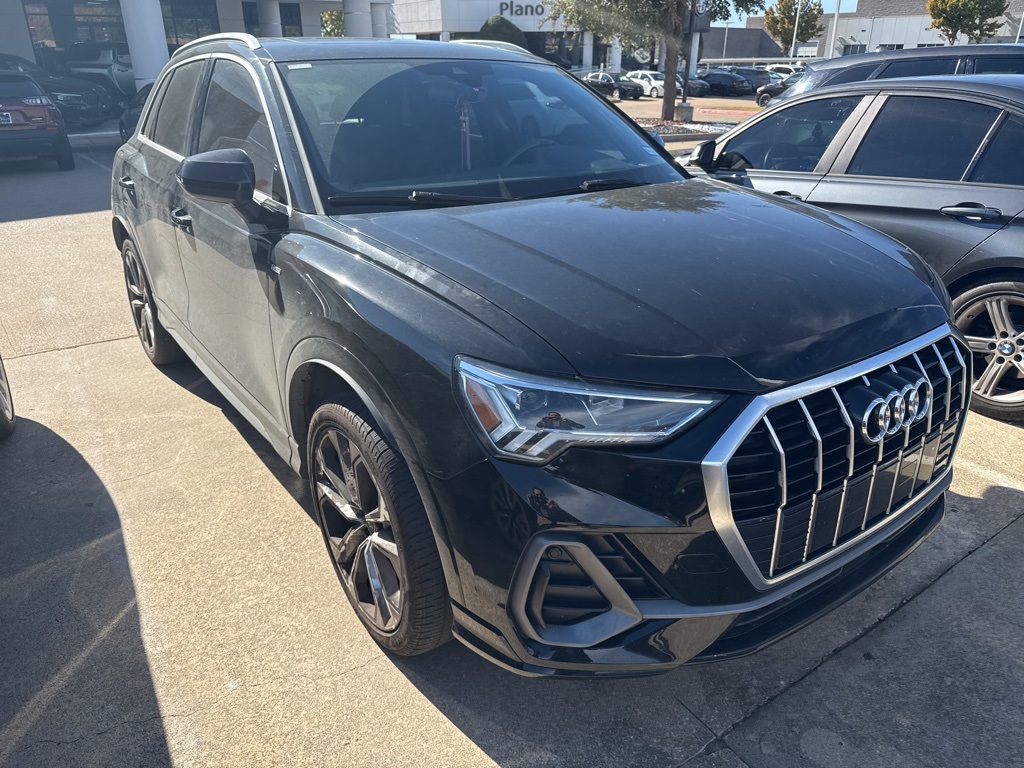 2020 Audi Q3 S Line Premium Plus's photo