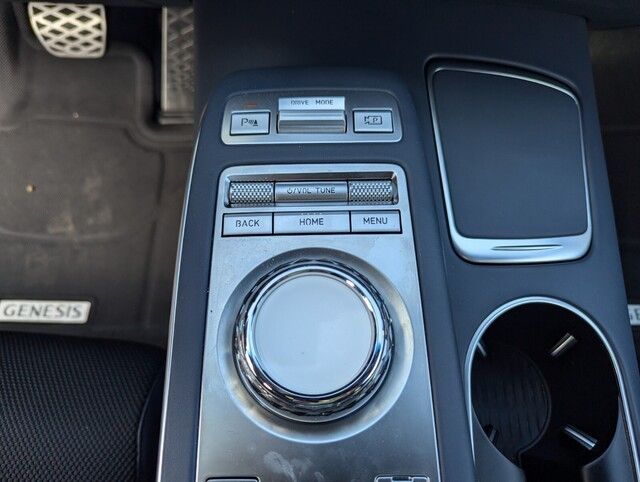 2025 Genesis GV70 2.5T photo 21