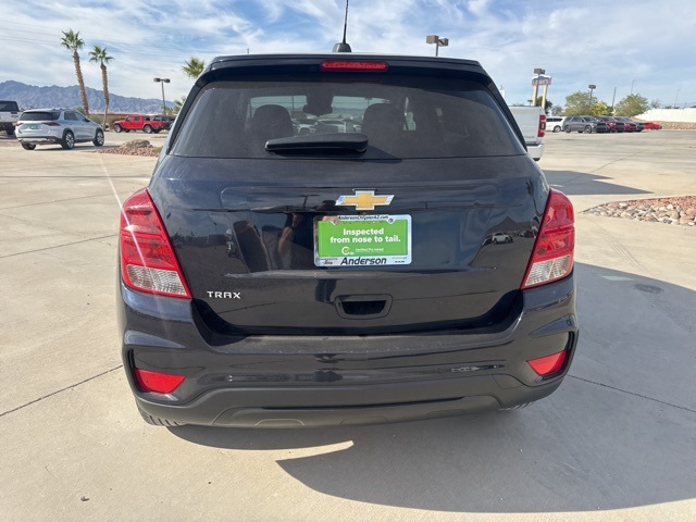 2021 Chevrolet Trax LS photo 4