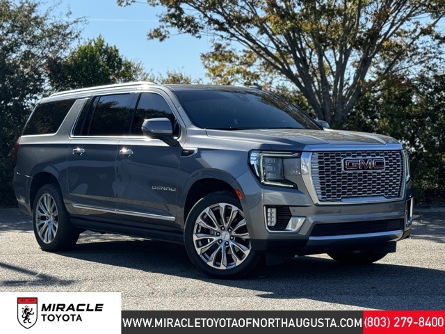 2022 GMC Yukon XL Denali's photo