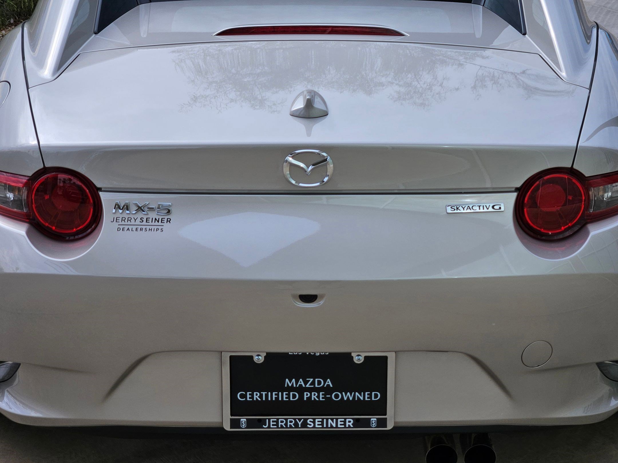2023 Mazda MX-5 Miata Miata RF Grand Touring photo 13