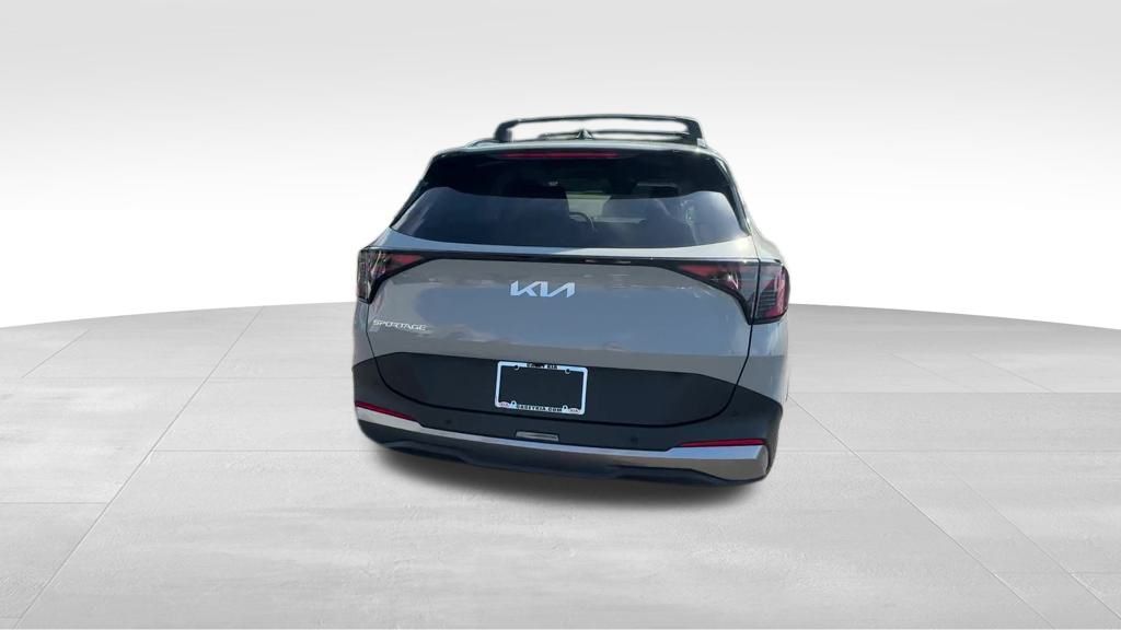 2026 Kia Sportage EX photo 5