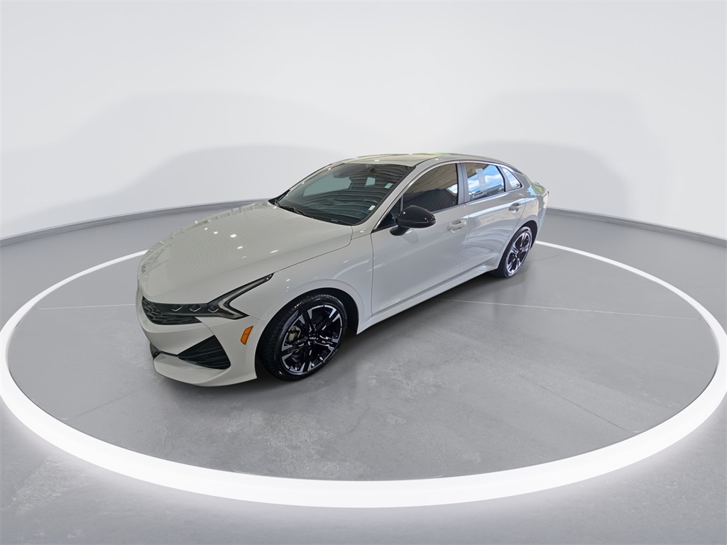 2024 Kia K5 GT-Line photo 4