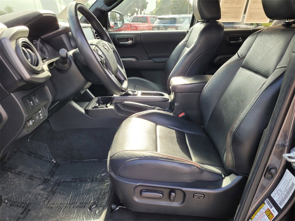 2022 Toyota Tacoma TRD Pro V6 photo 15