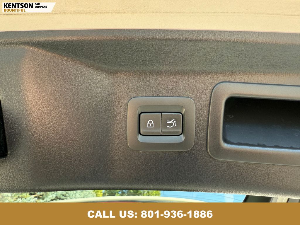 2025 Mazda CX-90 3.3 Turbo Preferred photo 41