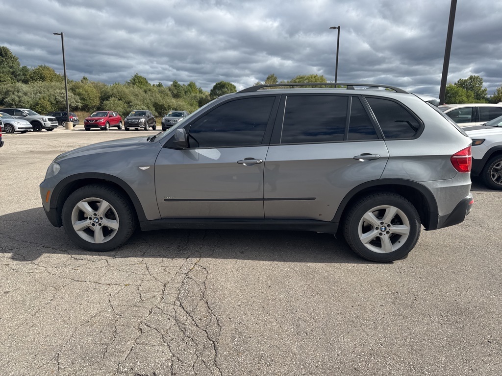 Used 2008 BMW X5 3.0si with VIN 5UXFE43588L022802 for sale in Traverse City, MI