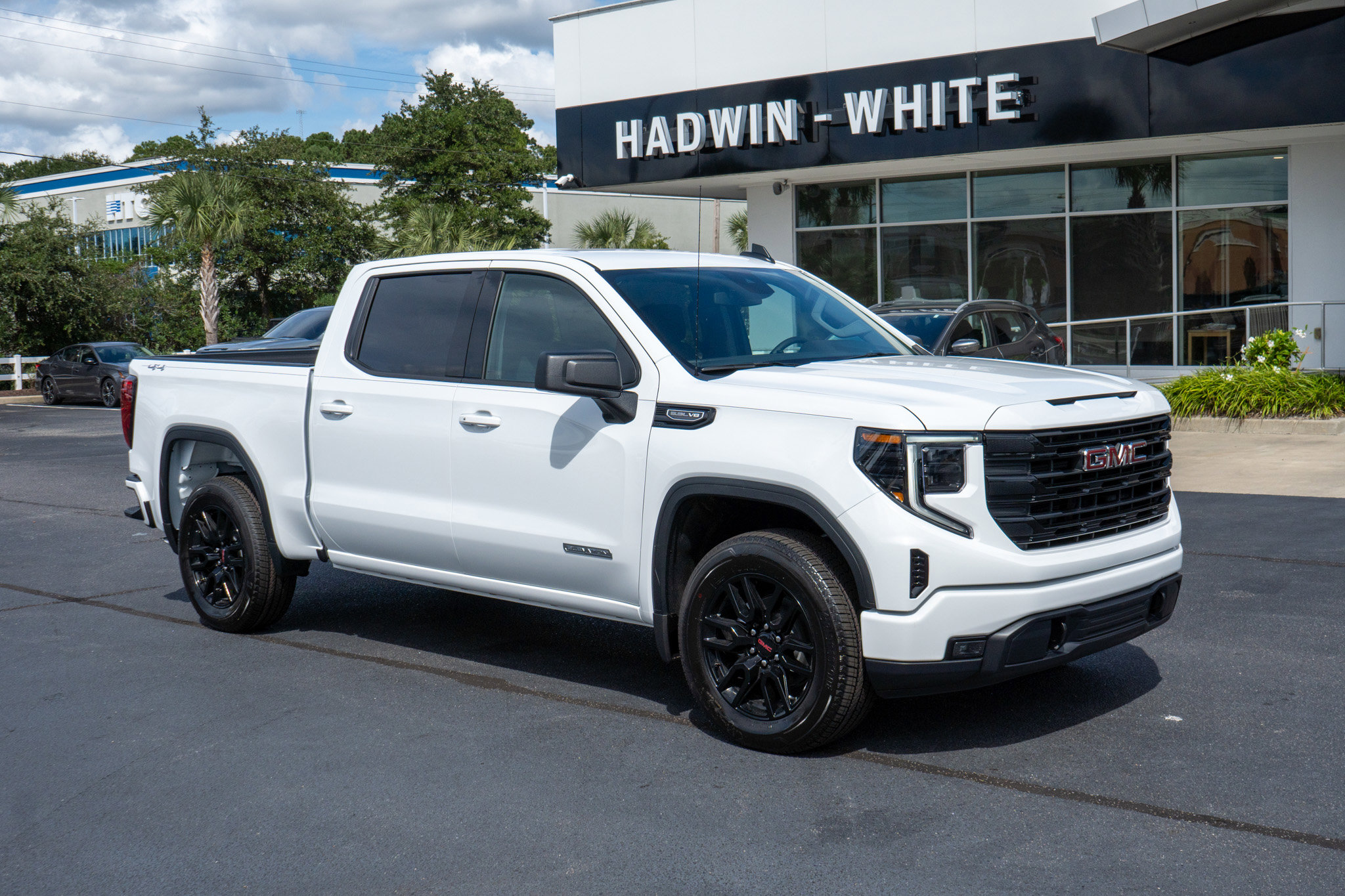 2026 GMC Sierra 1500 Elevation's photo