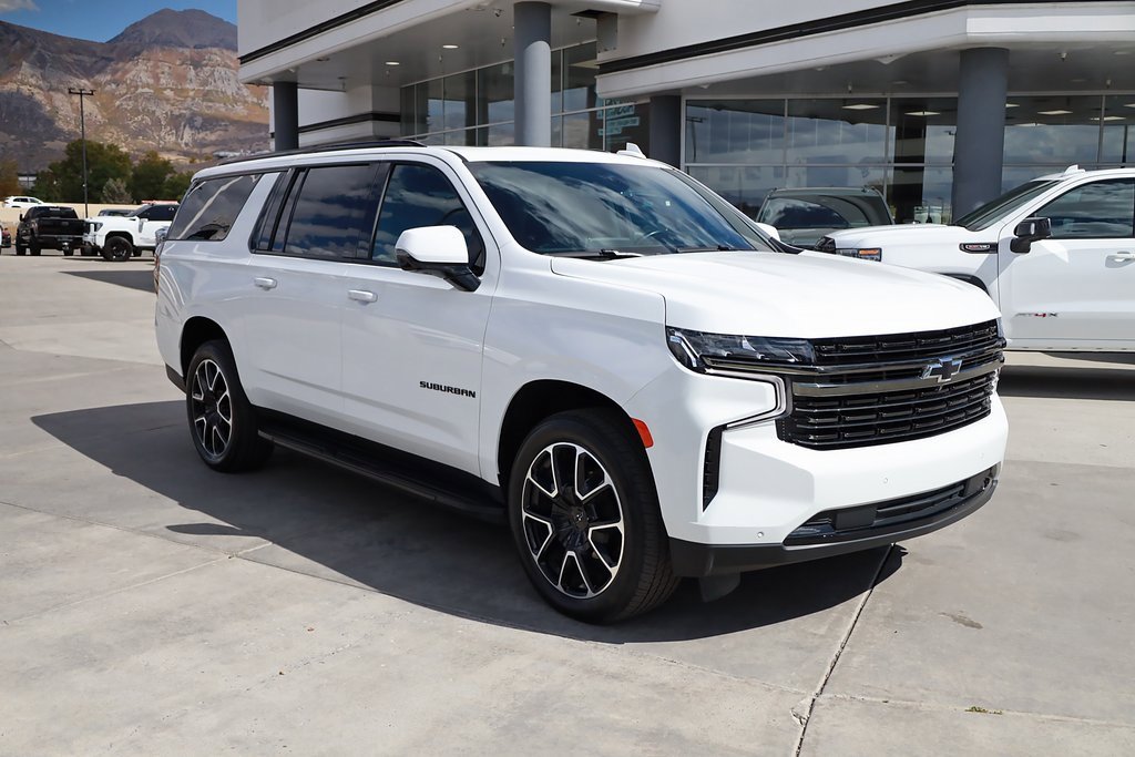 2021 Chevrolet Suburban RST photo 7