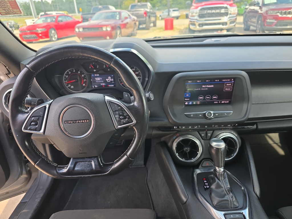 2020 Chevrolet Camaro 1LT photo 14