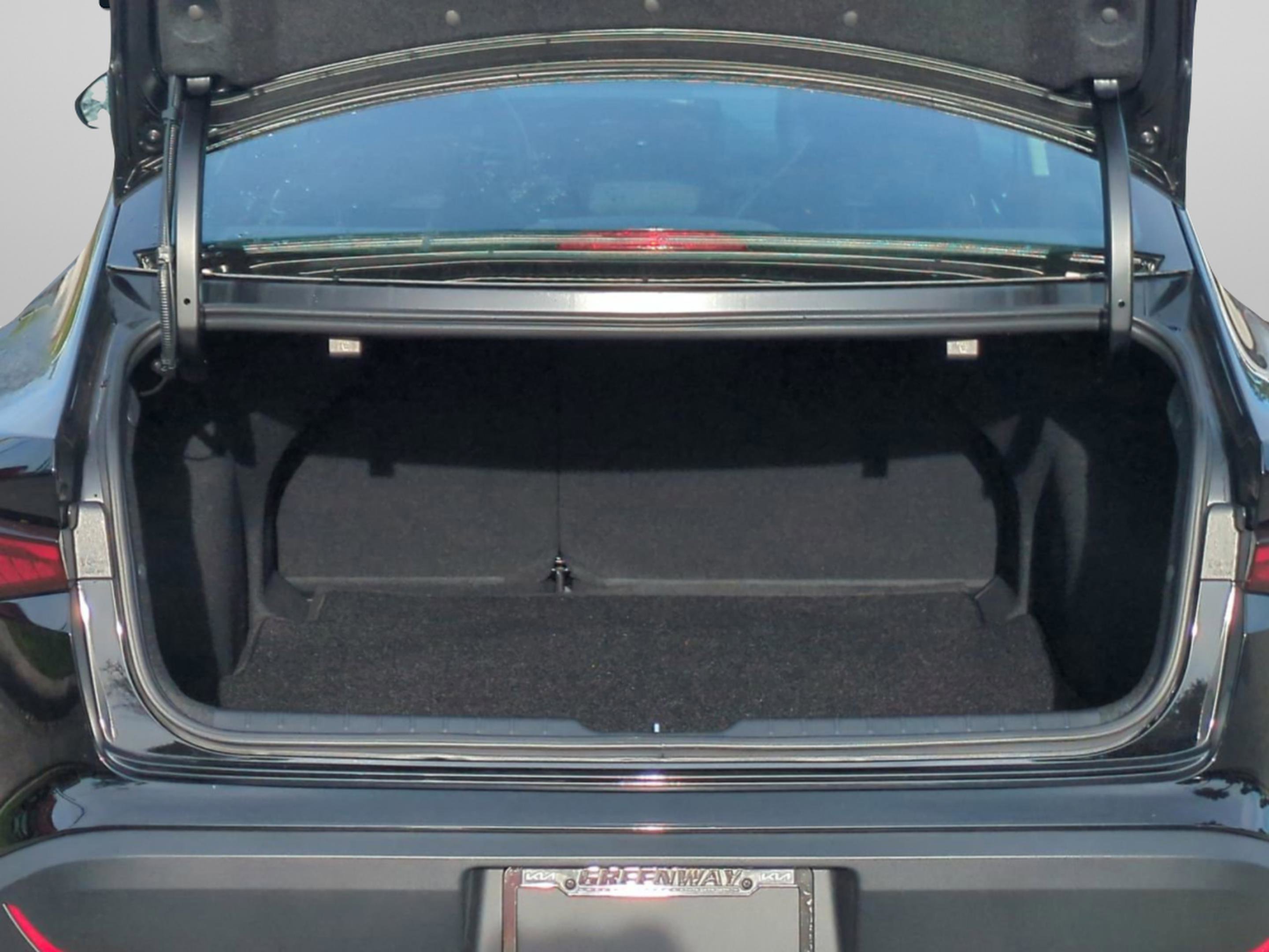 2025 Kia K4 LXS photo 12