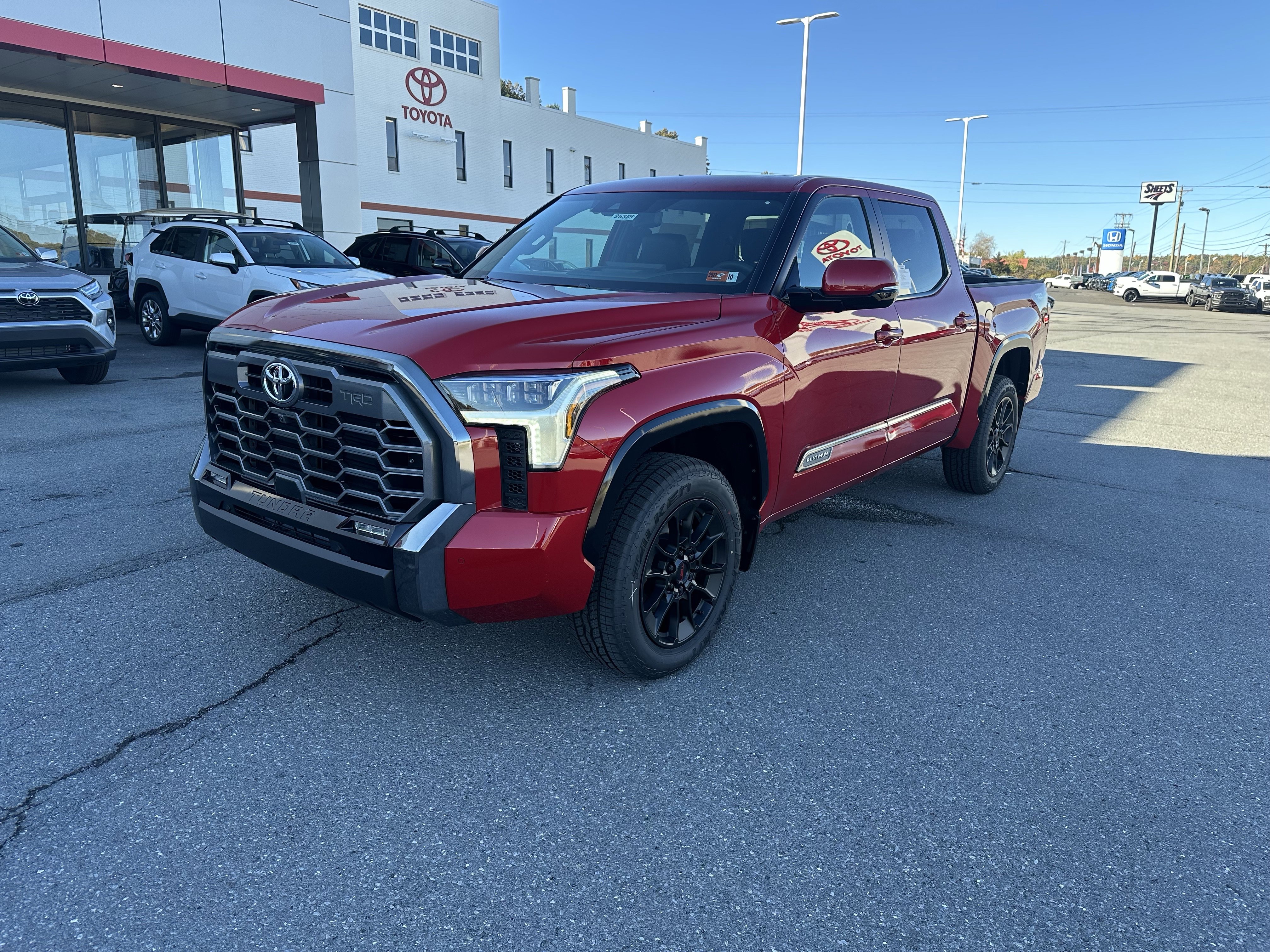 2026 Toyota Tundra Platinum's photo