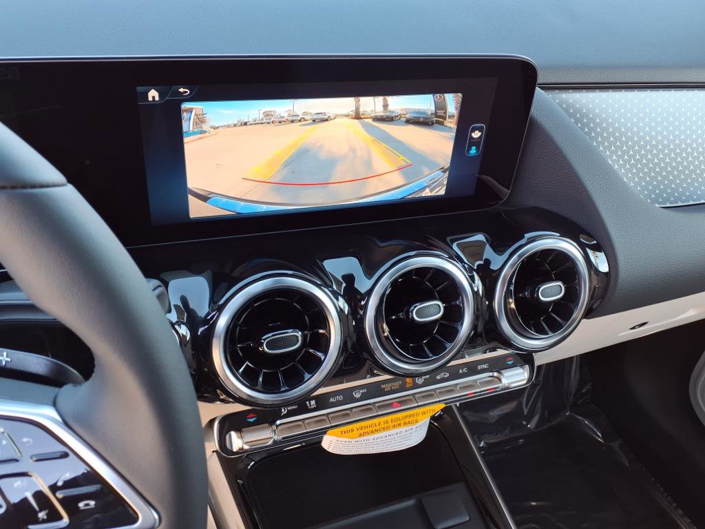 2026 Mercedes Benz GLA 250 photo 5