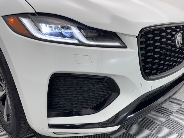 2024 Jaguar F-PACE P250 R-Dynamic S photo 4