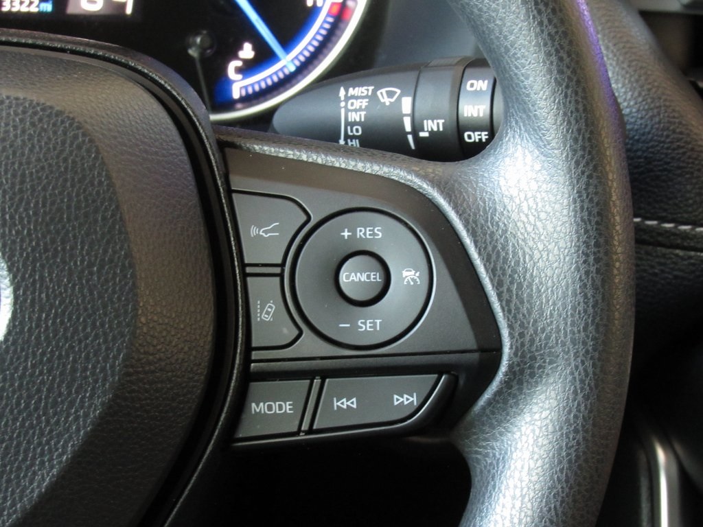 2025 Toyota RAV4 Hybrid XLE photo 25