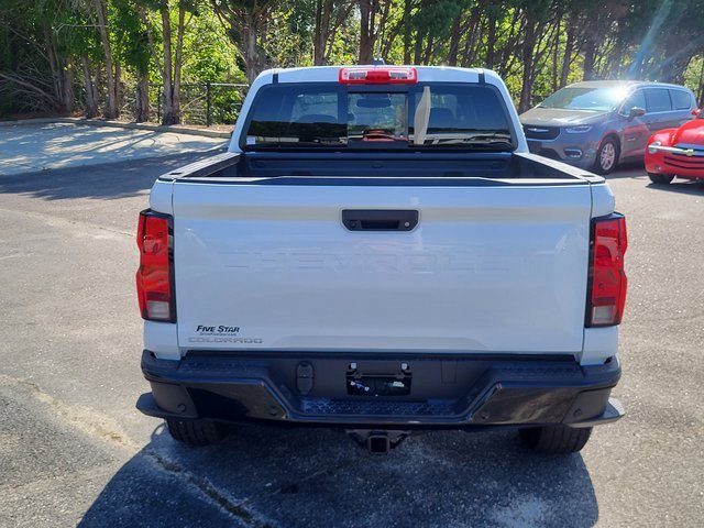 2025 Chevrolet Colorado Trail Boss photo 3