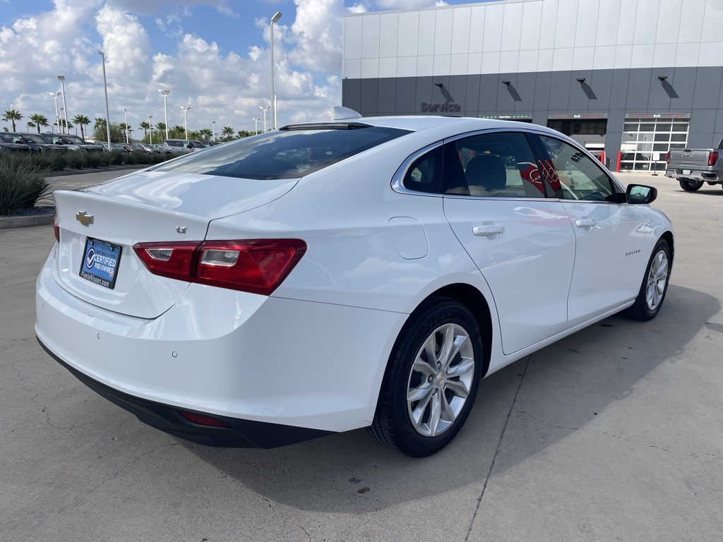 2024 Chevrolet Malibu 1LT photo 3