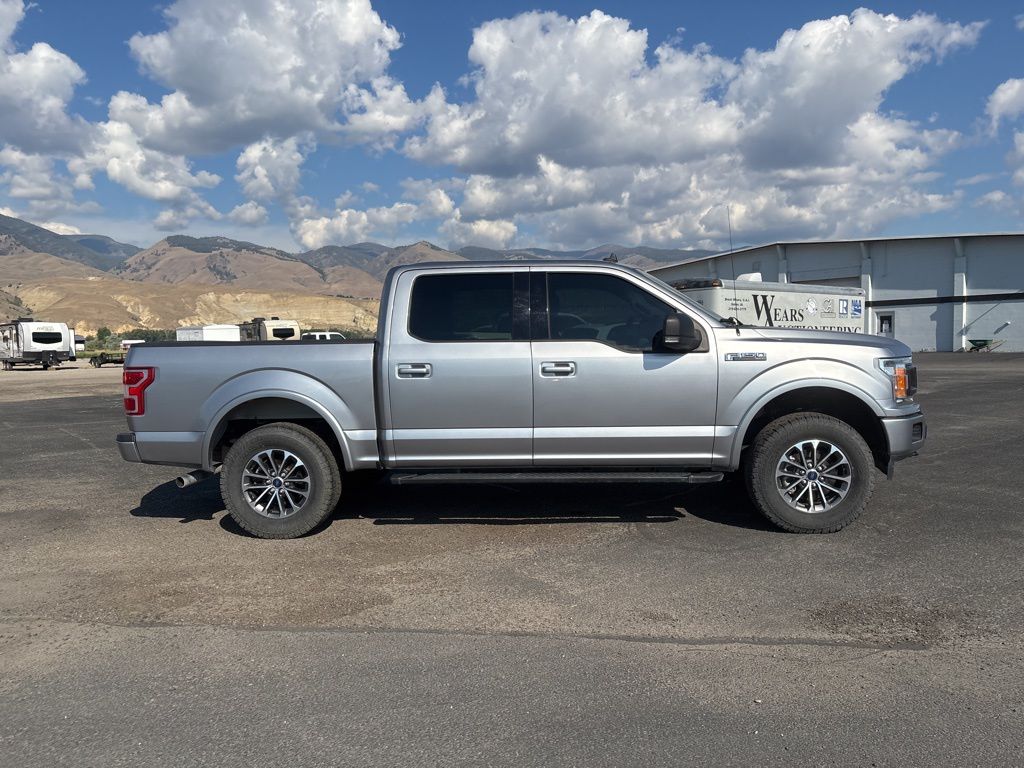 2020 Ford F-150 XLT photo 4
