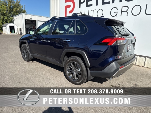 2023 Toyota RAV4 Hybrid Limited photo 3